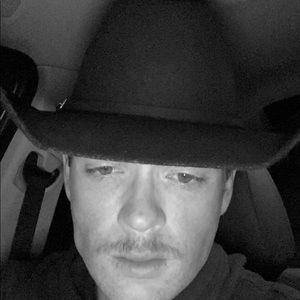 Meet your Posher, Wesley